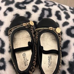 Michael Kors flats